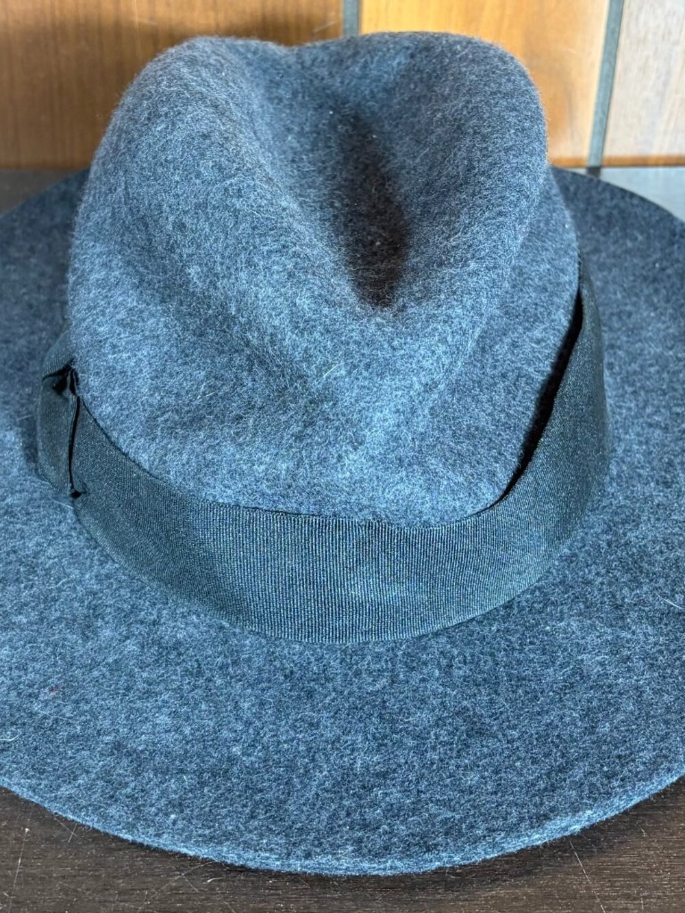 Talbots Womens Wool Felt Fedora Hat Heather Gray Wool Indented Crown Wide Bream